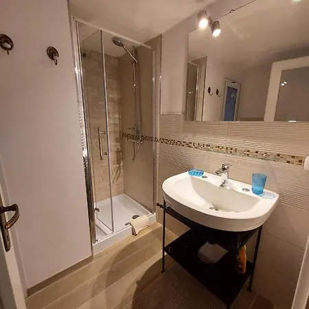 Апартаменты Comodo Con Giardino E Patio