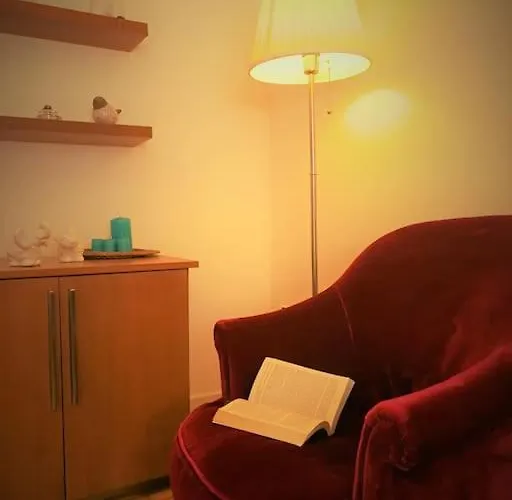 Apartamento Comodo Con Giardino E Patio