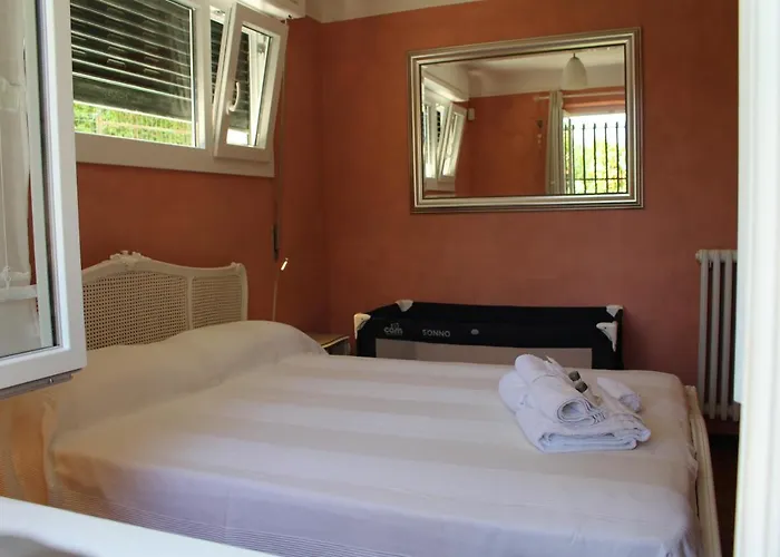 Comodo Con Giardino E Patio Apartamento Sanremo