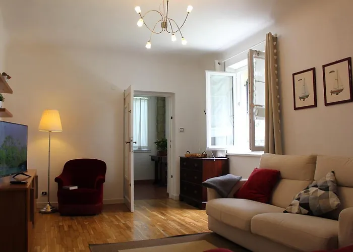 Comodo Con Giardino E Patio Apartamento *